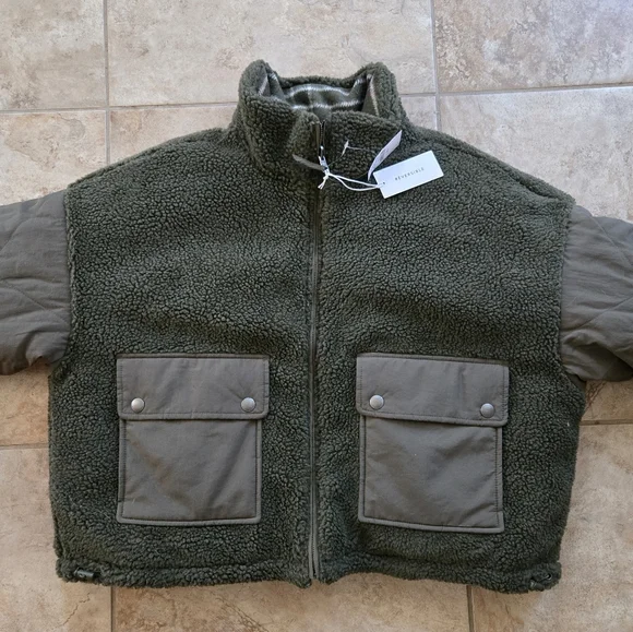 American Eagle Outfitters Olive Green Teddy Sherpa Jacket - Picture 1 of 7